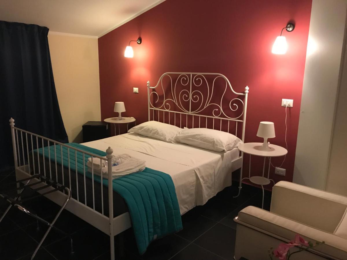 Hotel Ascot Кайанелло Экстерьер фото