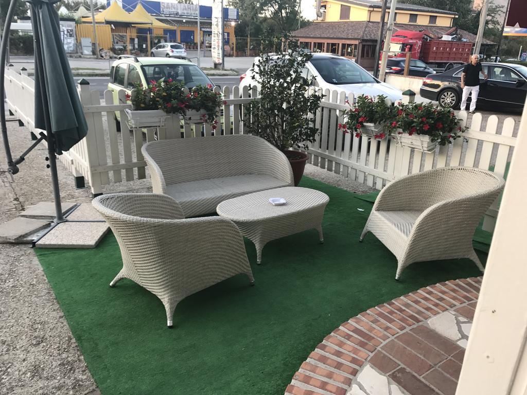 Hotel Ascot Кайанелло Экстерьер фото